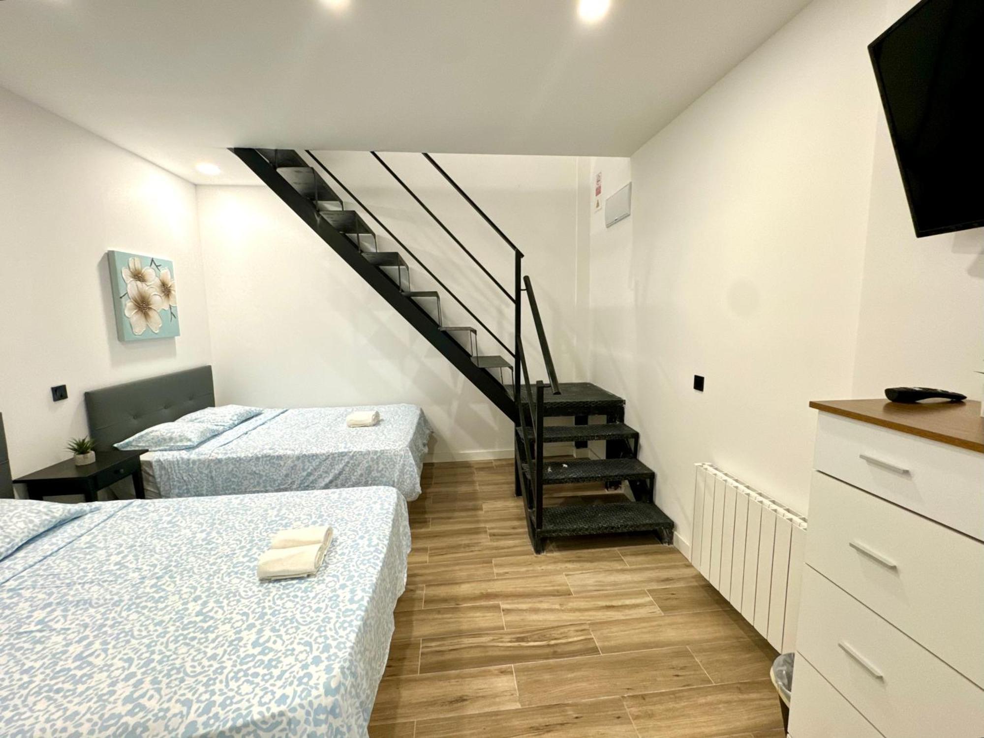 Apartamentos Castillejos Madrid Extérieur photo